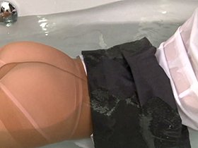 パンストと脚3　サンプル画像04